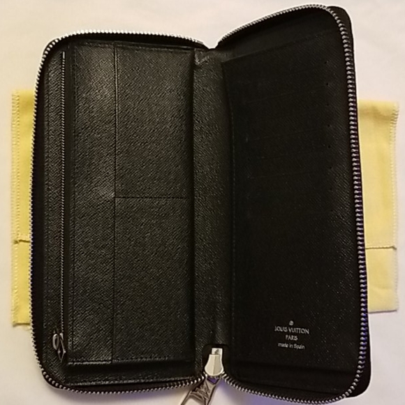Authentic Louis Vuitton Zippy Wallet Vertical - Picture 2 of 4